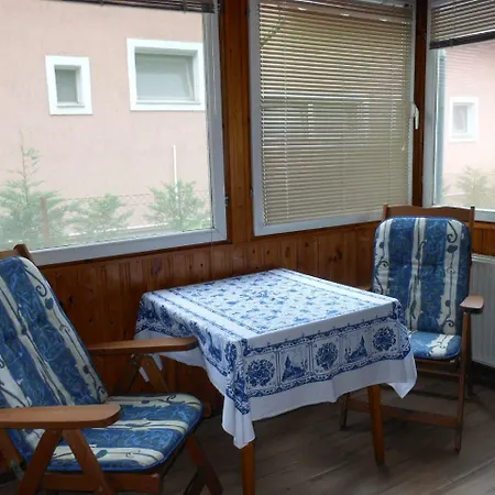 Vilmos Apartman バラトンレッレ